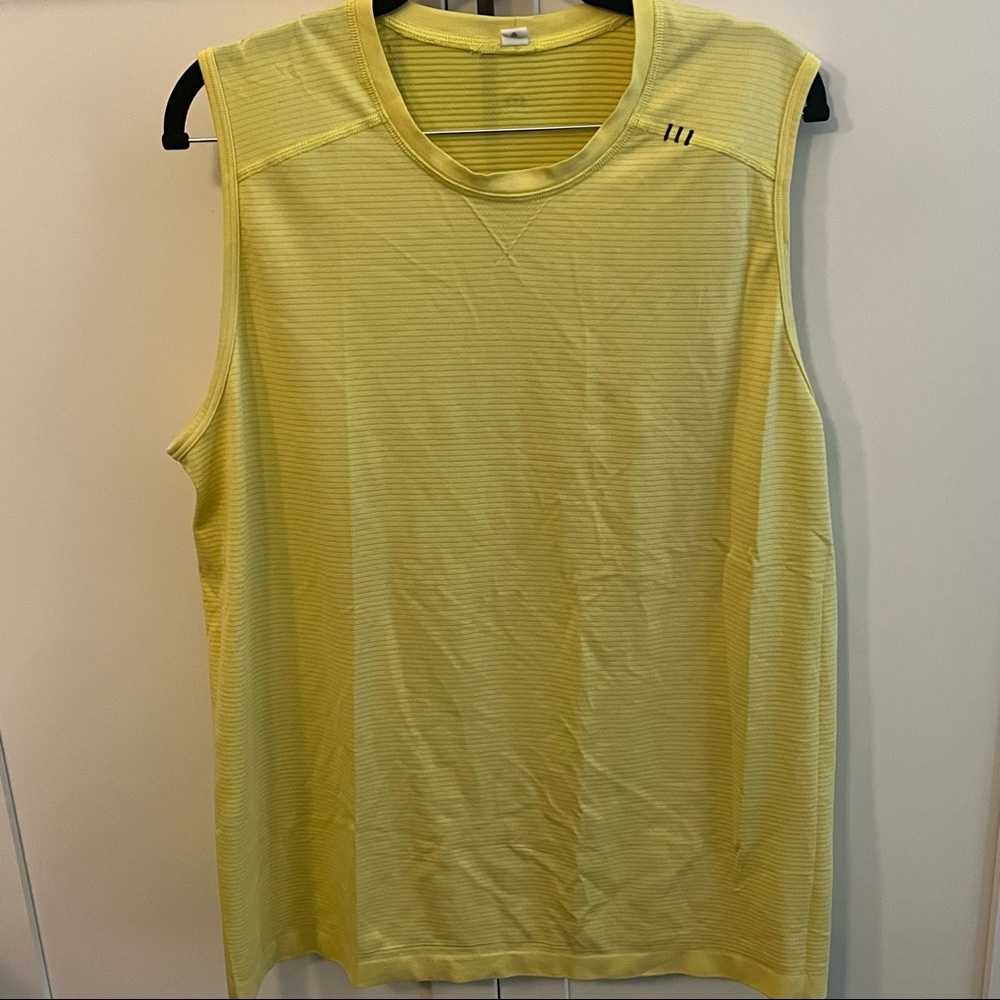 Metal Vent Tech Sleeveless